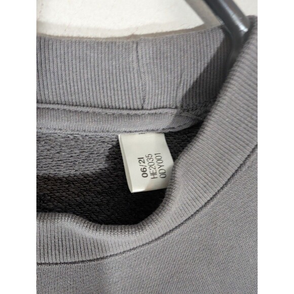 Adidas Womens Grey Peloton Crew Neck Sweatshirt Sz S Workout Gym Running Sports - Picture 7 of 10